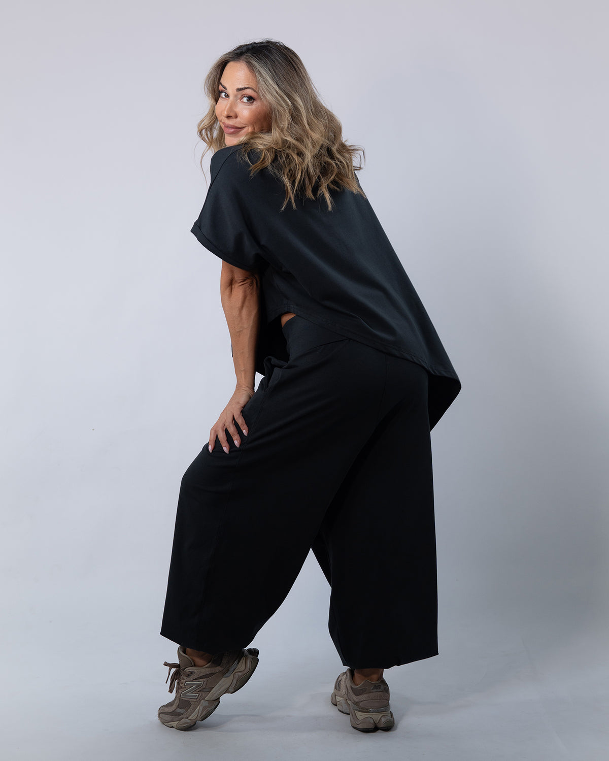 The Ease Set - Gunmetal