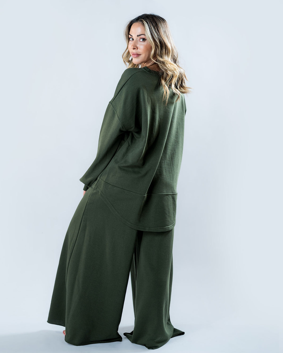 The Cloud Set - Olive