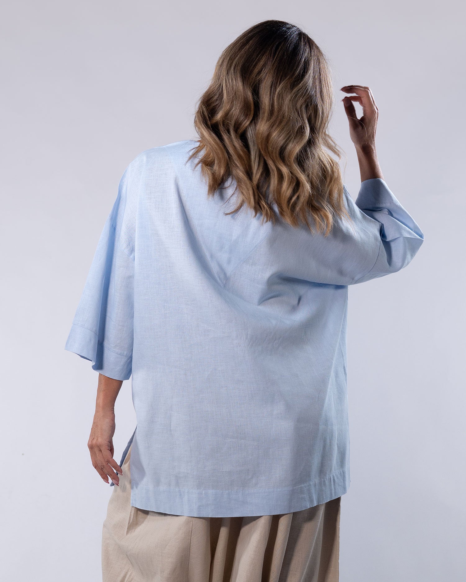 V-Neck Linen Top Women - Light Blue
