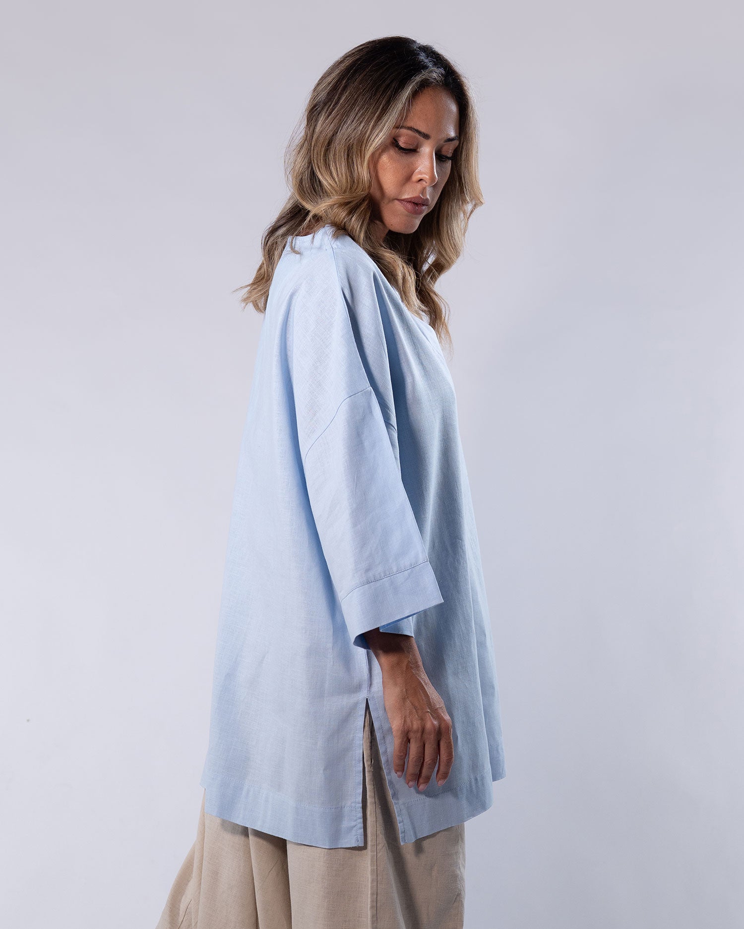 V-Neck Linen Top Women - Light Blue